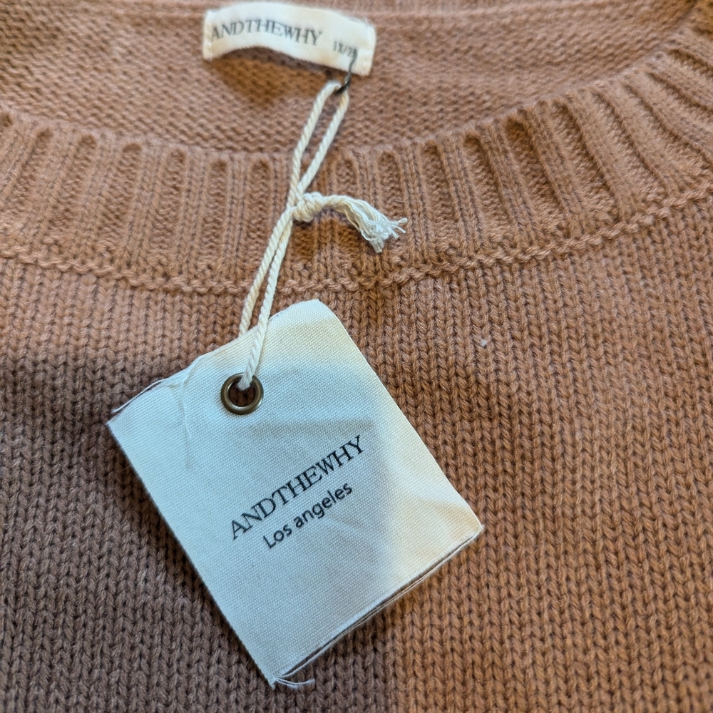 And the why pink bubble sleeve sweater size 1x - Picture 3 of 11